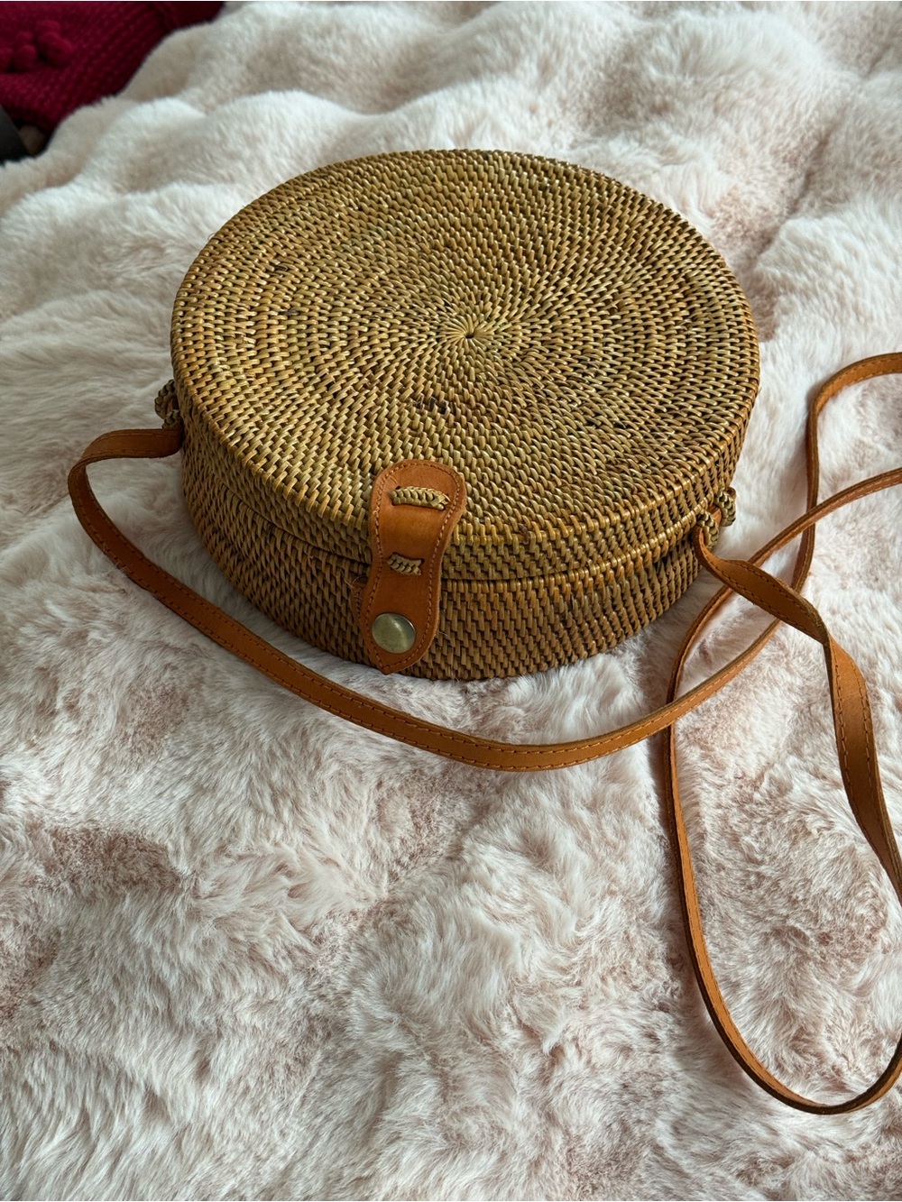 Round Woven Crossbody Bali Bag NWOT